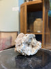 Edelsteen bergkristal geode (20 cm)